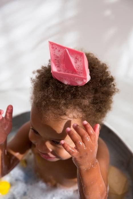 Oli & Carol Zabawka do Kąpieli Łódka Origami Pink - obrazek 5