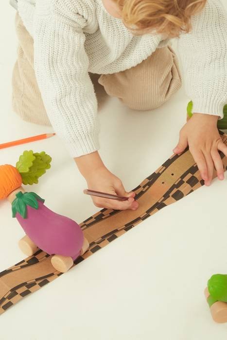 Oli & Carol Samochodzik dla Niemowlaka Bakłażan Emma - obrazek 4